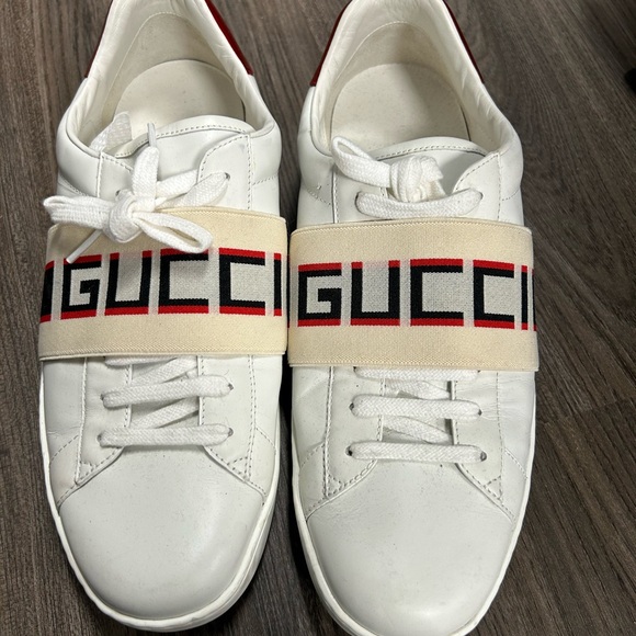 Mens gucci sneakers gucci logo size 9